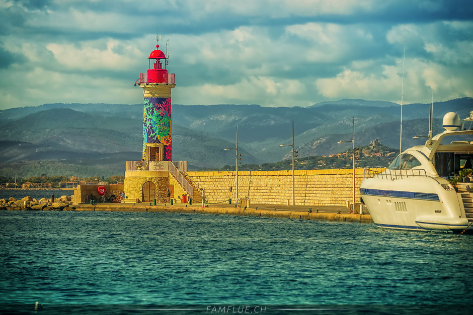 KFP03164-001_stTropez_lighthouse_2100.jpg