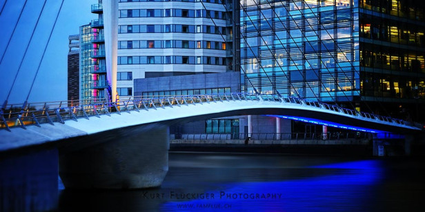 mediacity footbridge manchester