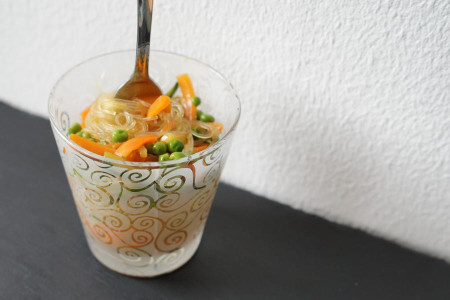 glasnudelsalat glutenfrei bettybossi im glas1