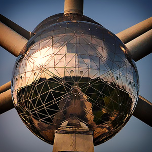 image from "Atomium in Brüssel" by kfphotography