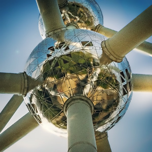 image from "Atomium in Brüssel" by kfphotography